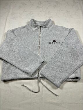 Womans Wisconsin “Up North” Cropped Full Zip Fleece Gray Sweater Size Small